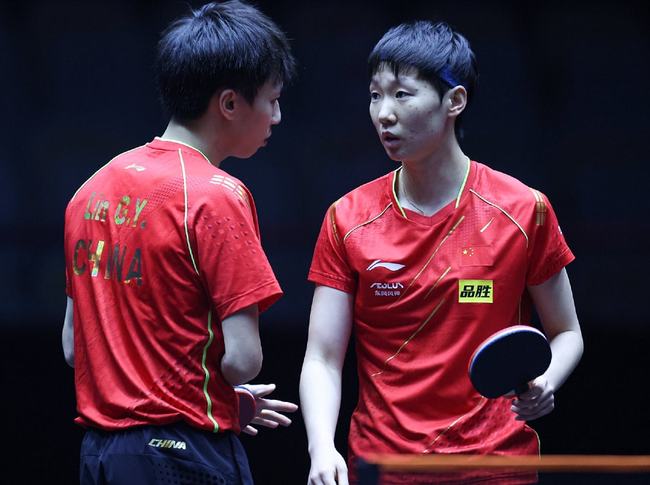 夺得德甲冠 夺得德甲冠