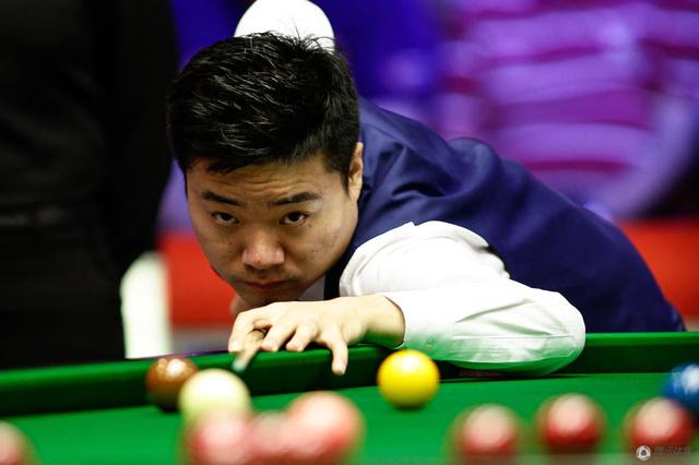 正如比赛进 正如比赛进