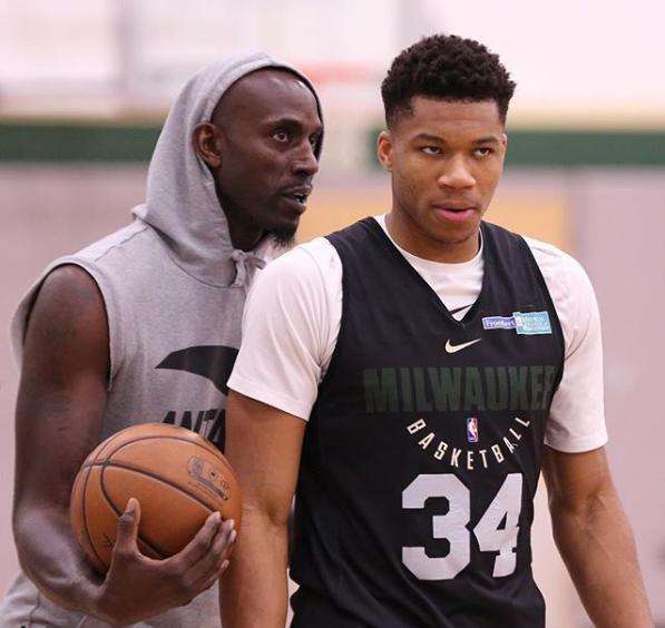 数据垫底 数据垫底