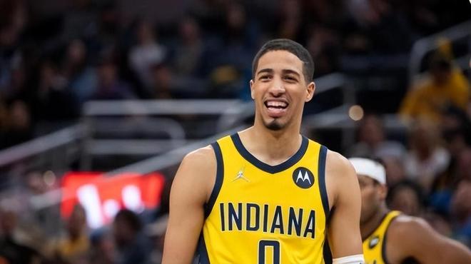 并把中国足 并把中国足